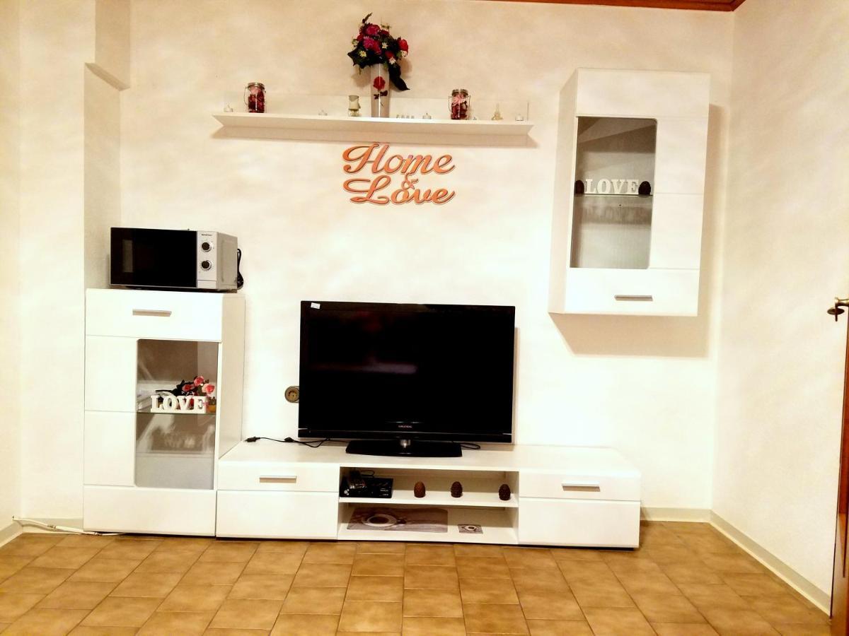 Ferienwohnung In Friedberg ฟรีดแบร์ก ภายนอก รูปภาพ