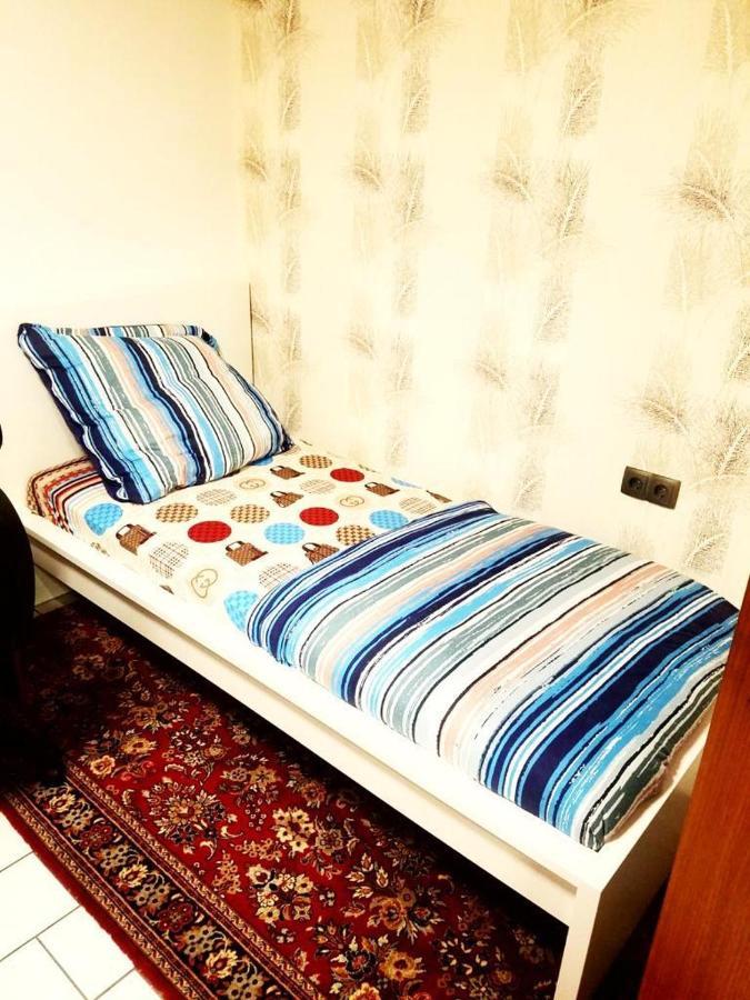 Ferienwohnung In Friedberg ฟรีดแบร์ก ภายนอก รูปภาพ
